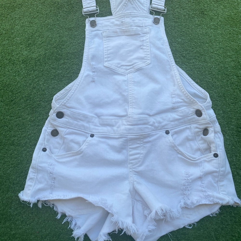 Guess overall shorts